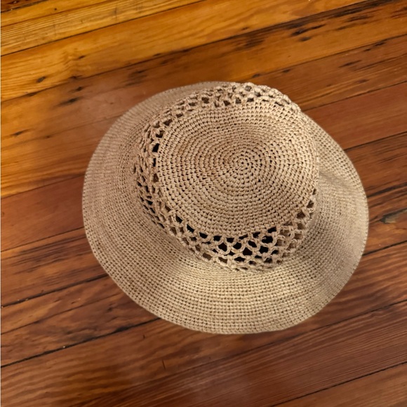 Janesse Leone Straw Hat - Picture 5 of 7
